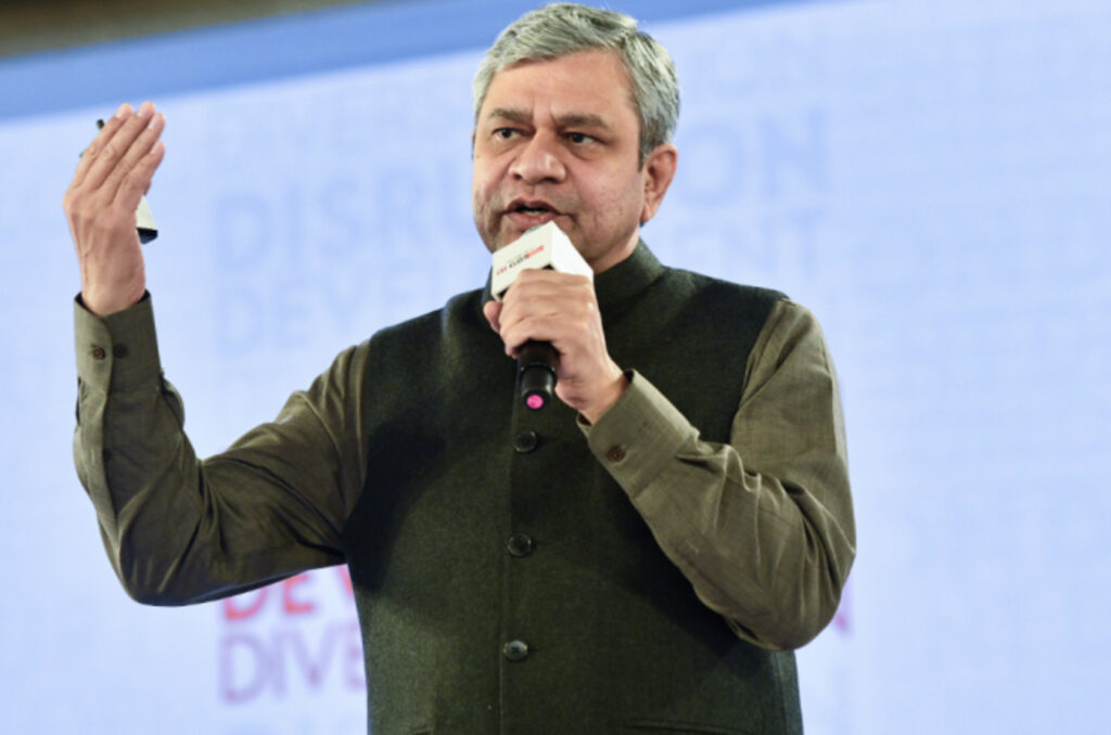 2.4 tbps Speed Capacity router launched by Union Minister Ashwini Vaishnaw